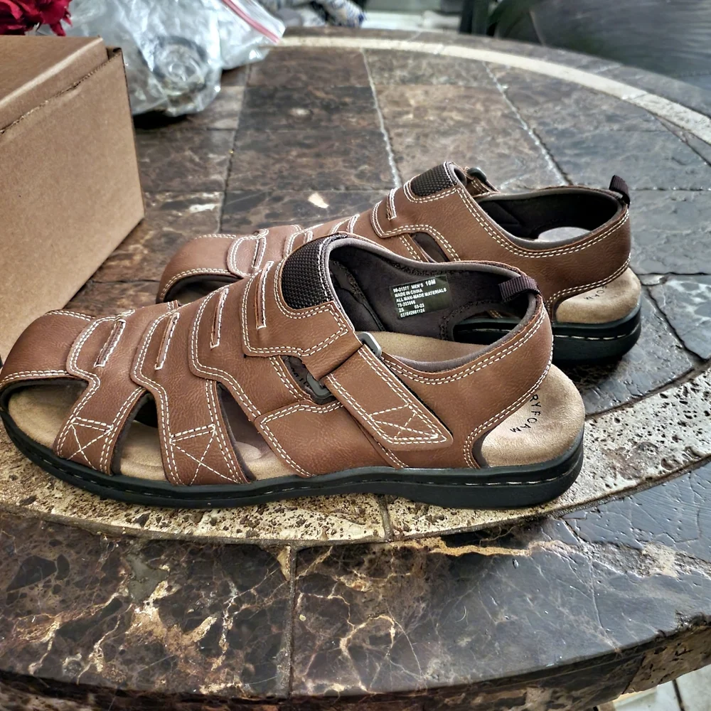 Dockers Mens Searose Outdoor Sport Fisherman Sandal Shoe 10